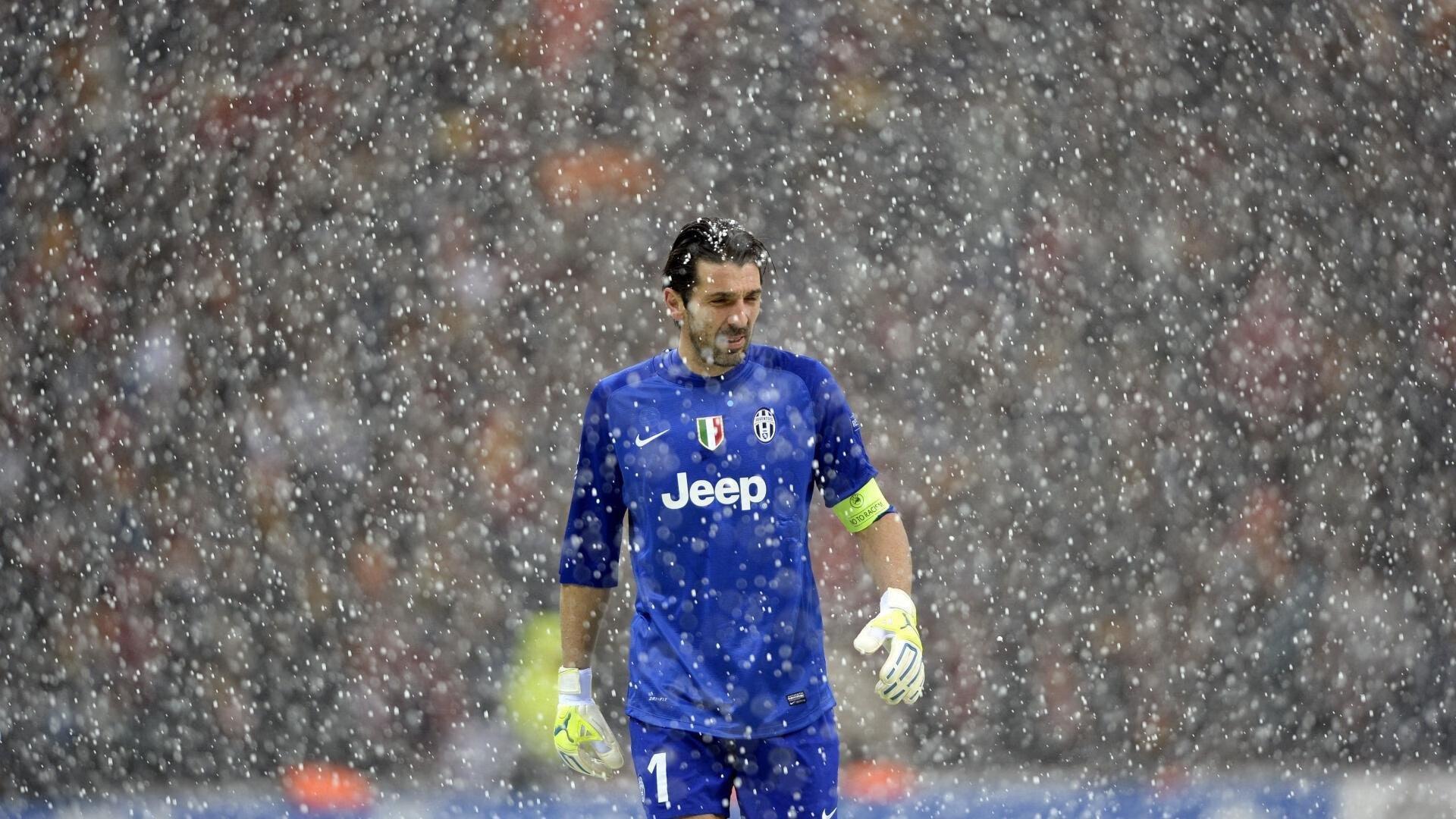 阿特金森采访全文揭示，莫布利表现堪称史诗，汤姆林作用不可或缺